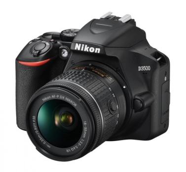 NIKON D3500 KIT AF-P DX 18-55 + BRASNA + 16GB SDHC KARTA