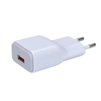 SOLIGHT DC51 USB NAB. ADAPTER, FAST CHARGE: 1X USB QUALCOMM, 5V2A/9V1.5A/12V1A, AC 230V, BIELOSIVY